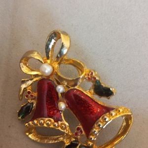 Christmas Brooch lot